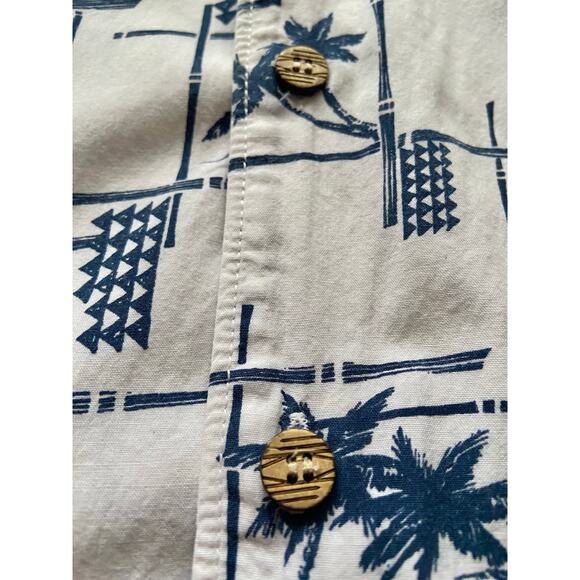 QUIKSILVER Waterman Collection White/Blue Tropical Button Down Shirt sz XL - Picture 4 of 9